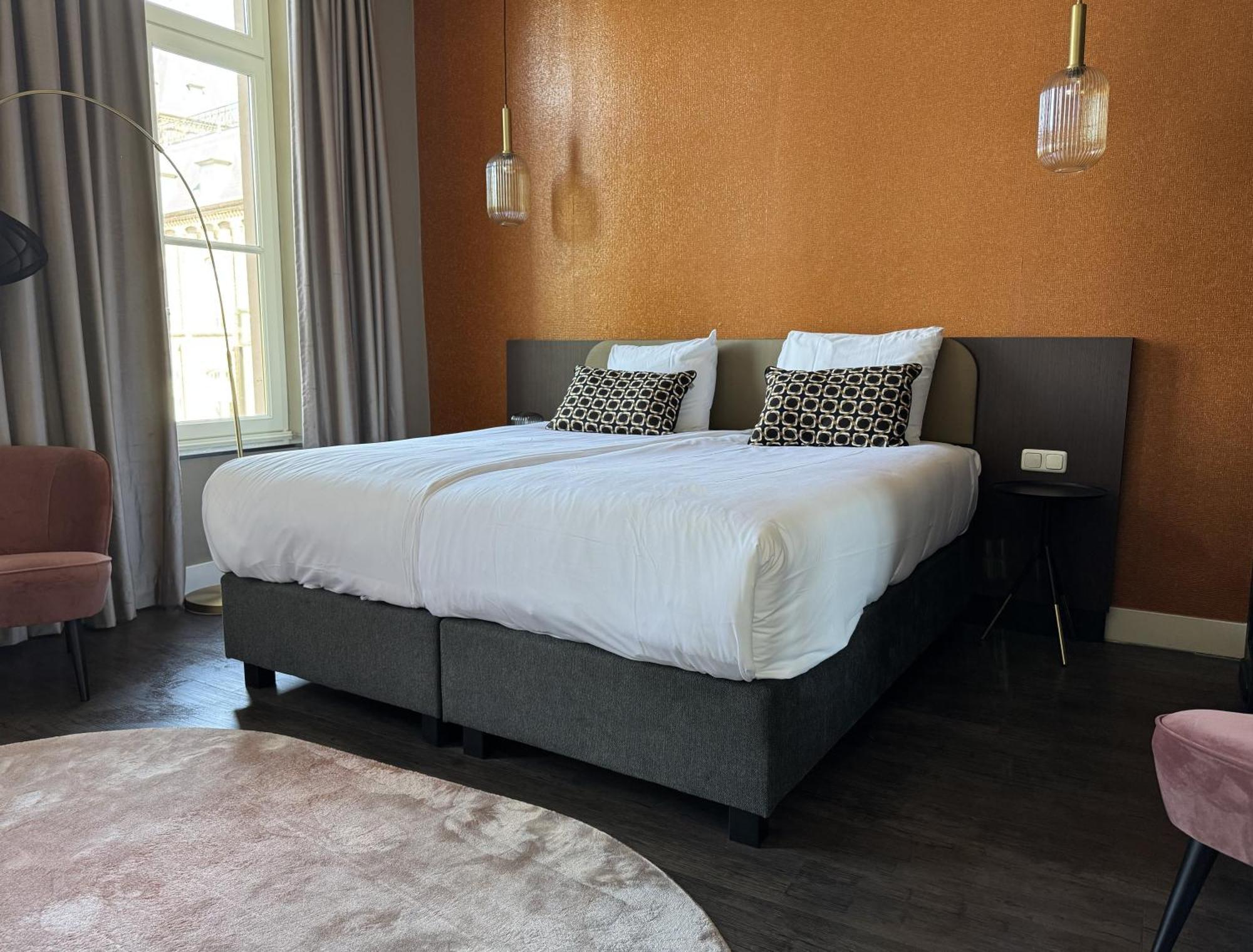 Merici Hotel Sittard Bagian luar foto